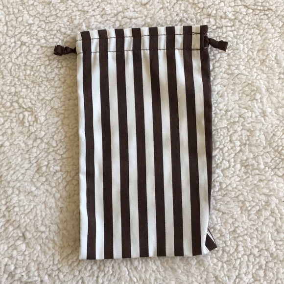 Henri Bendel Duster Bags - Picture 6 of 7